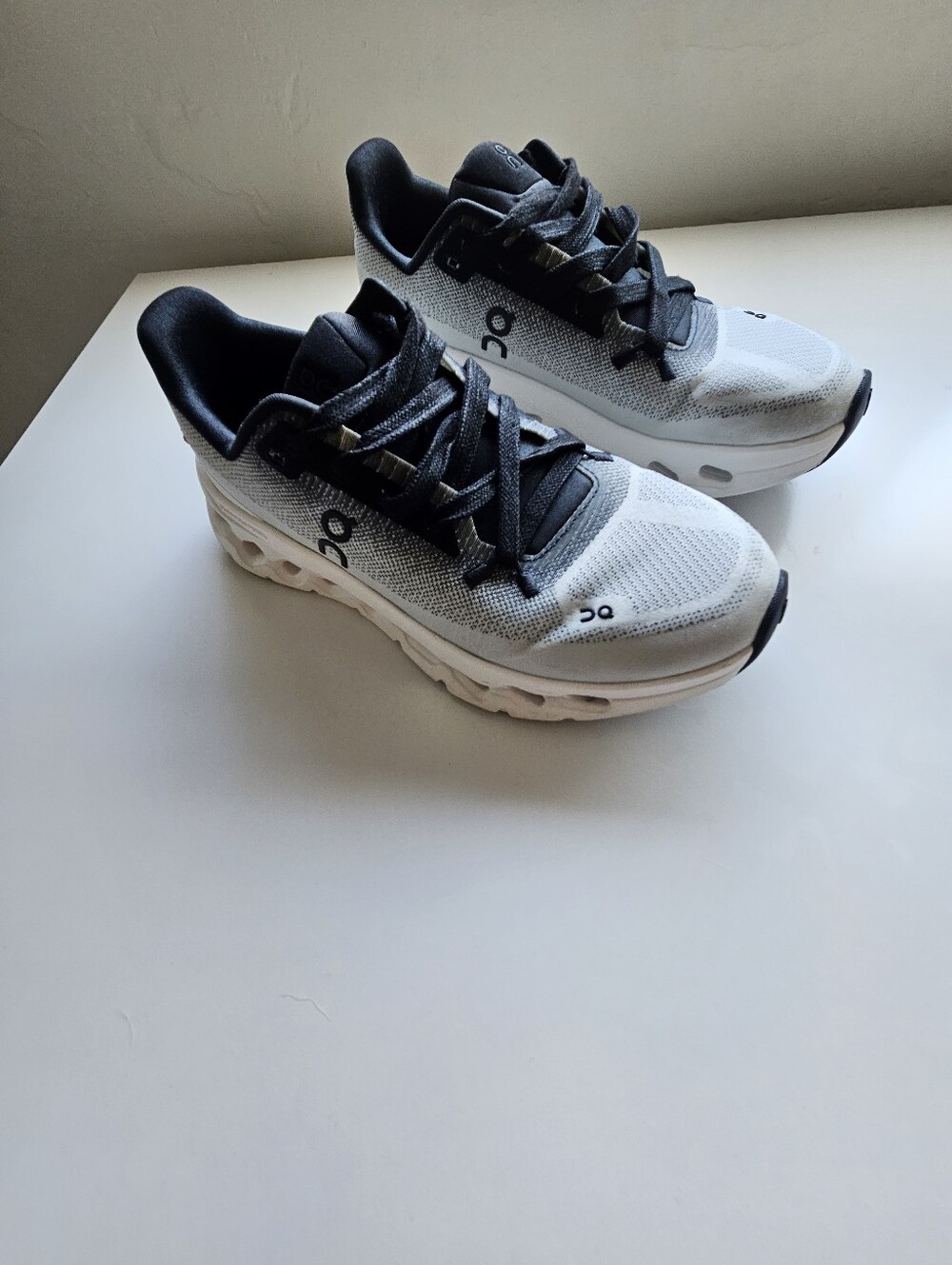 On Cloudtilt Black Ivory Cloudtech Phase Midsole Athletic Shoes - Picture 10 of 14